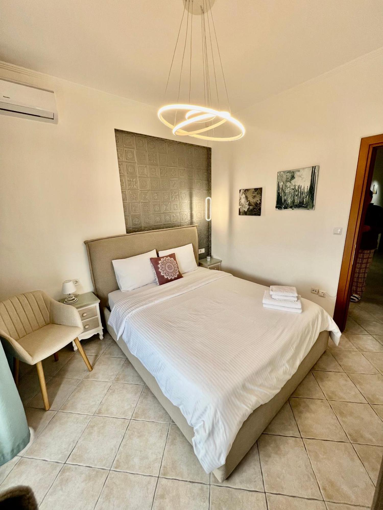 Lux 2 * Serres